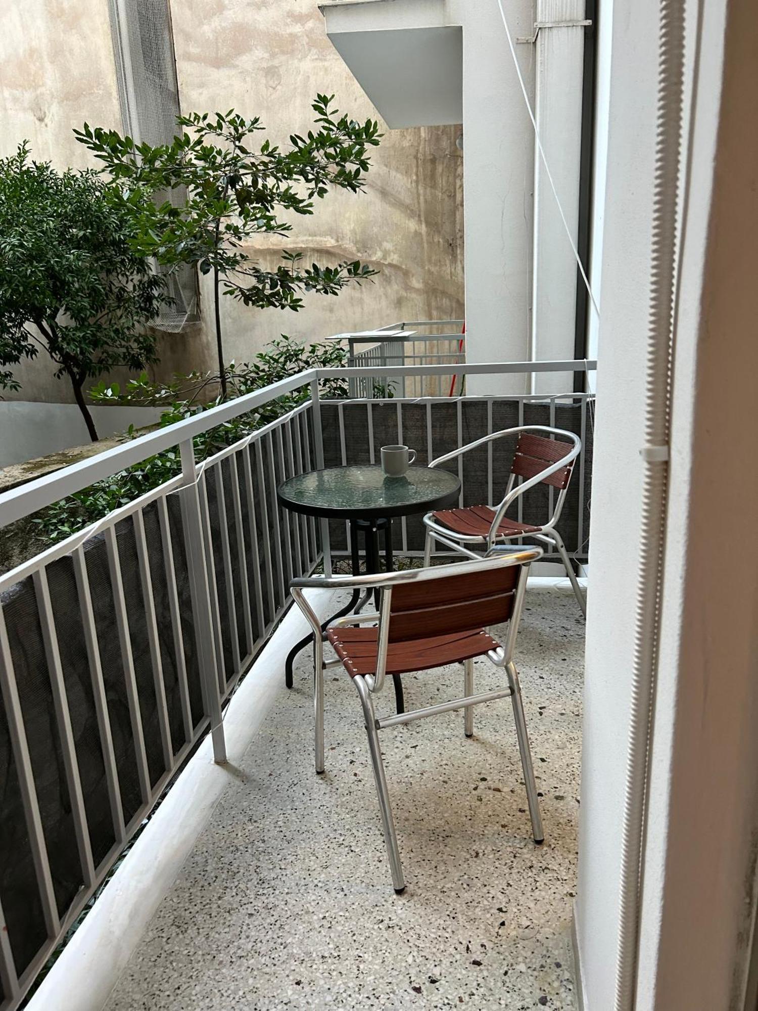Evrou 21A Metropolitan Suite Афины Экстерьер фото