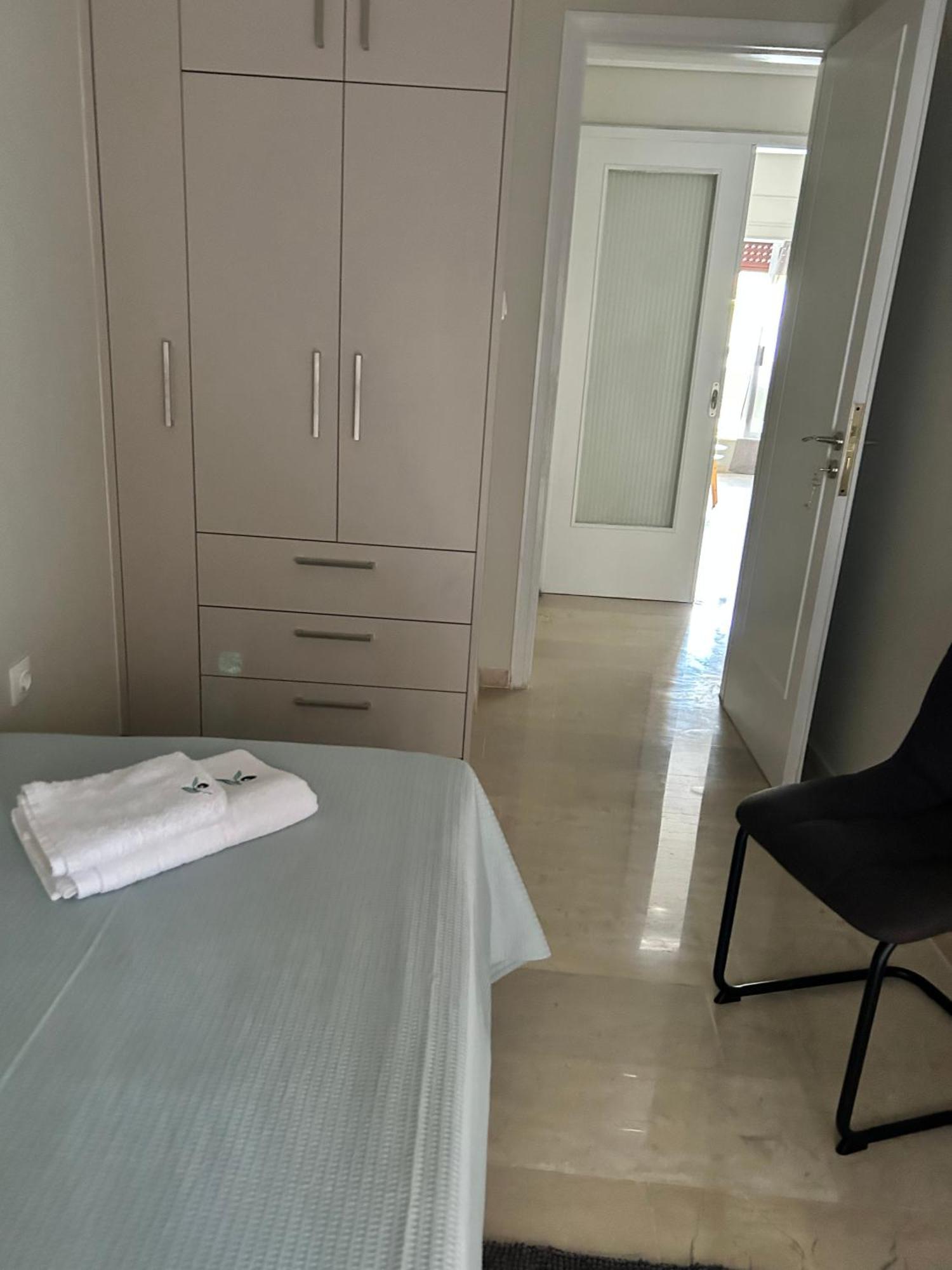 Evrou 21A Metropolitan Suite Афины Экстерьер фото